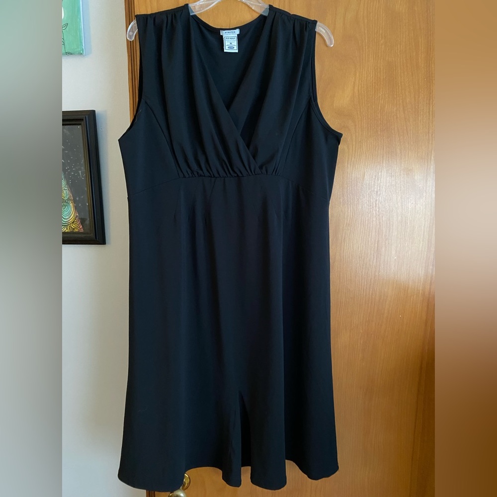 Old navy xl maternity dress